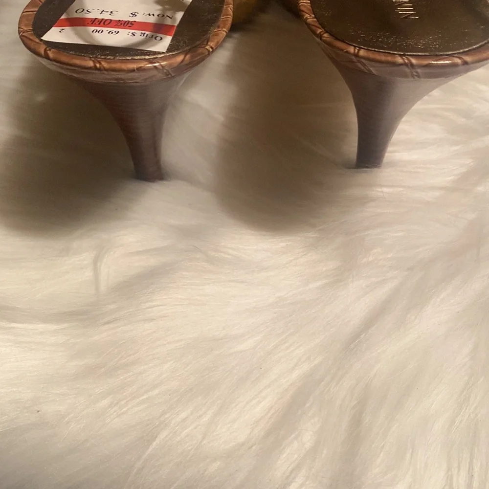 Nine West Brown Croc-Embossed Heels